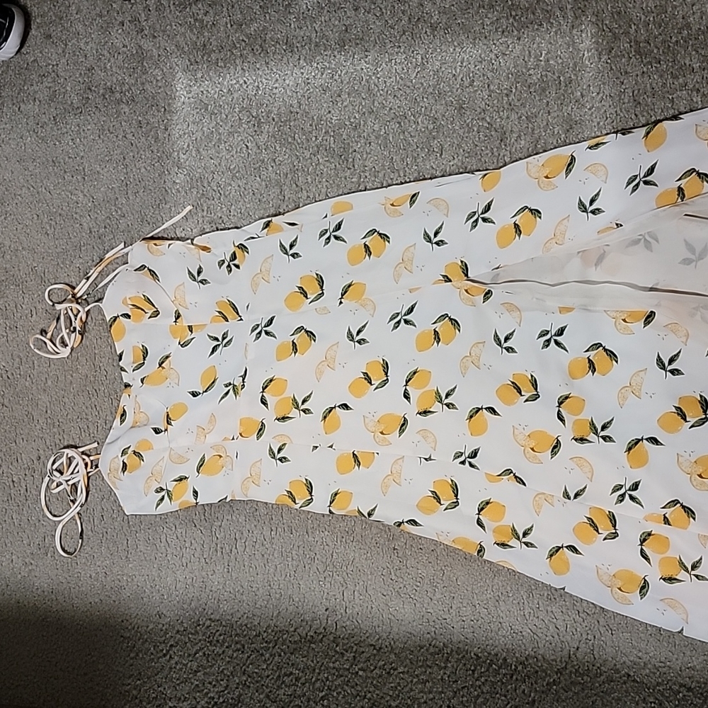 Lemon dress
